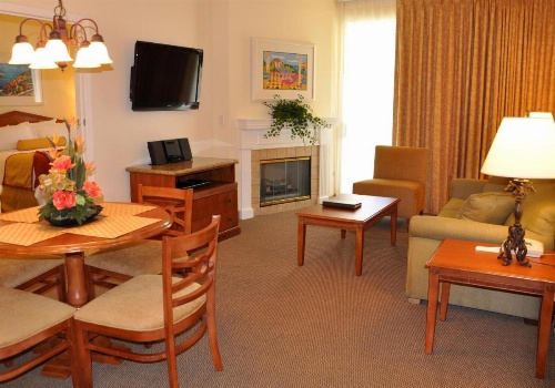 Club de Soleil All-Suite Resort image 15