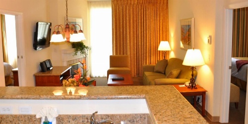 Club de Soleil All-Suite Resort image 21