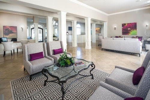 Club de Soleil All-Suite Resort image 6